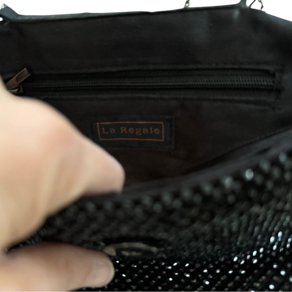 Small black formal clutch black gems with shoulder strap excellent condition - Picture 6 of 7